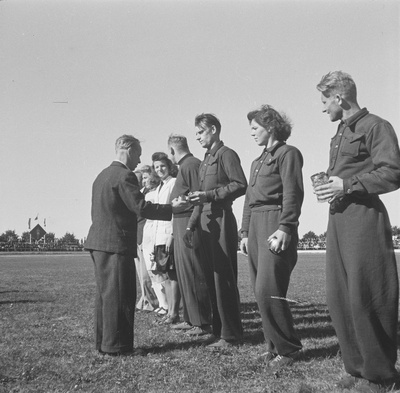 Kergejõustiku linnavõistlus Tallinn-Riia 1947  similar photo