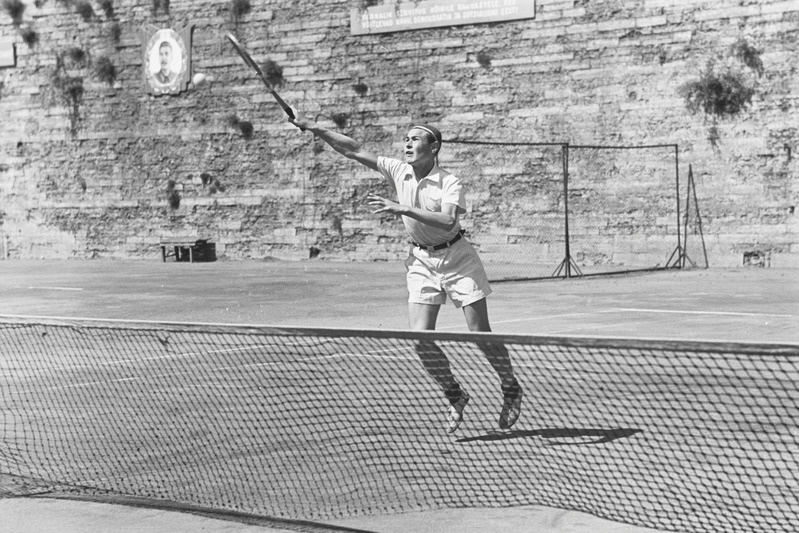 Tennis