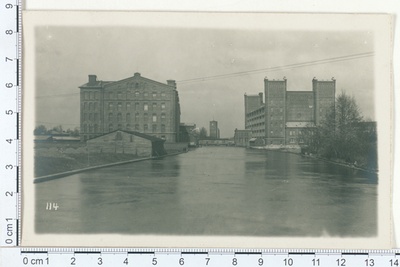 Narva Kreenholm factories 1911  duplicate photo