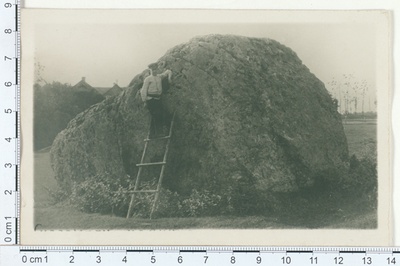 Kannuka Big Stone  duplicate photo