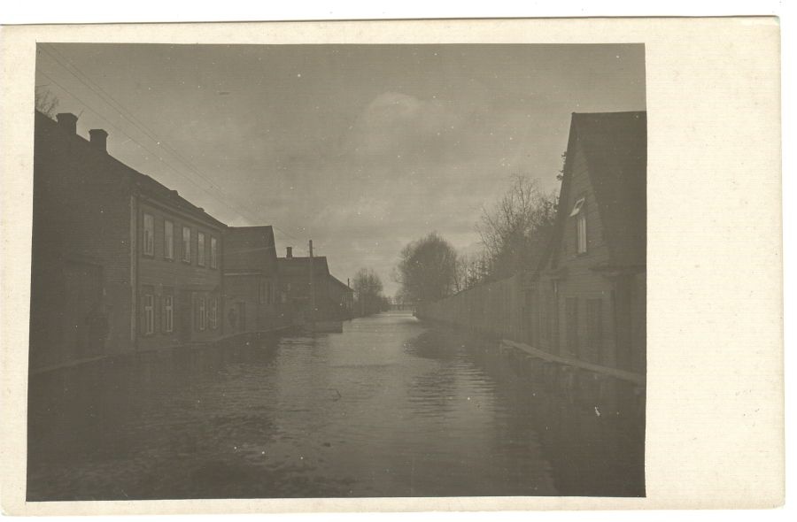 Drowning in Tartu on Marja Street