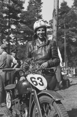 Mootorrataste ringrajasõidu meistrivõistlused 1949  similar photo