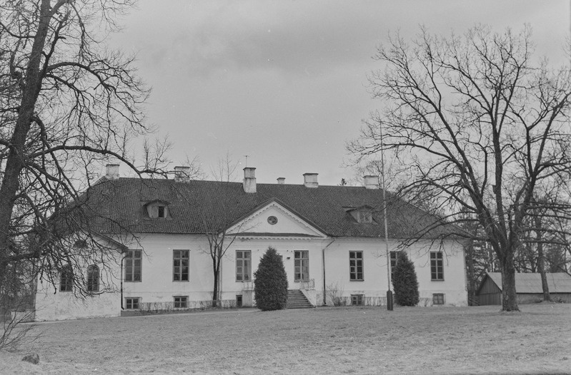 negatiiv, Väätsa mõisahoone 1970-ndatel a.