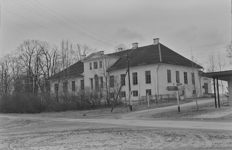 negatiiv, Väätsa mõisahoone 1970-ndatel a.