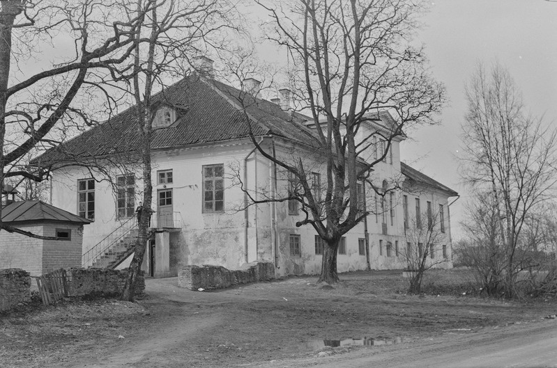 negatiiv, Väätsa mõisahoone 1970-ndatel a.