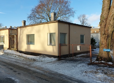 Elamu Maasika-Vaarika asumis, vaade hoonele nurgalt. Arhitekt Erich Jacoby rephoto