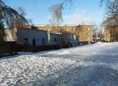 Elamu Maasika-Vaarika asumis, vaade piki tänavat. Arhitekt Elmar Lohk rephoto