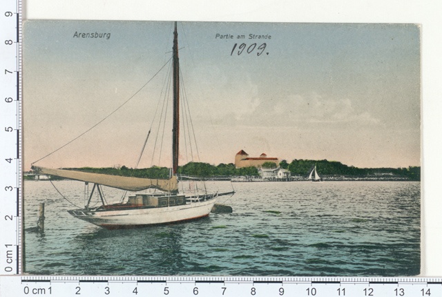 Sailing at sea on the beach of Kuressaare 1909