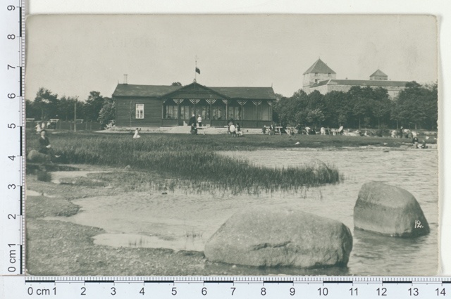 Kuressaare, castle in the back of 1910