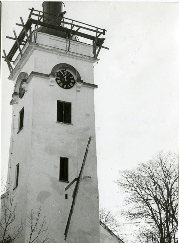Laurentsiuse kiriku torni katuse remont