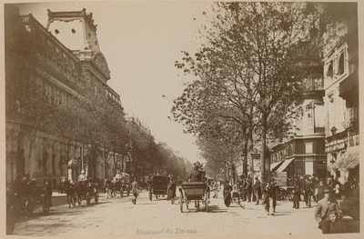 Boulevard des Italiens Pariisissa  duplicate photo
