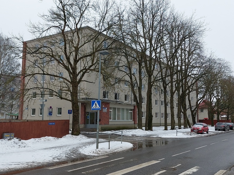 Tallinna Meditsiinikool. Ühiselamu rephoto
