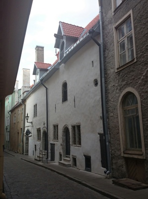 Tallinn, Sauna tänav 10, vaade Viru tänava poole. rephoto