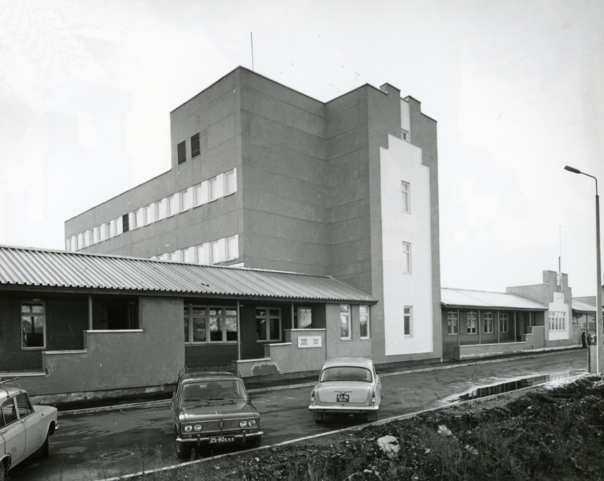 "eesti Taara" Representation Store in Tallinn, view of the building. Architect Toomas Kivi; engineer R. Skrobot