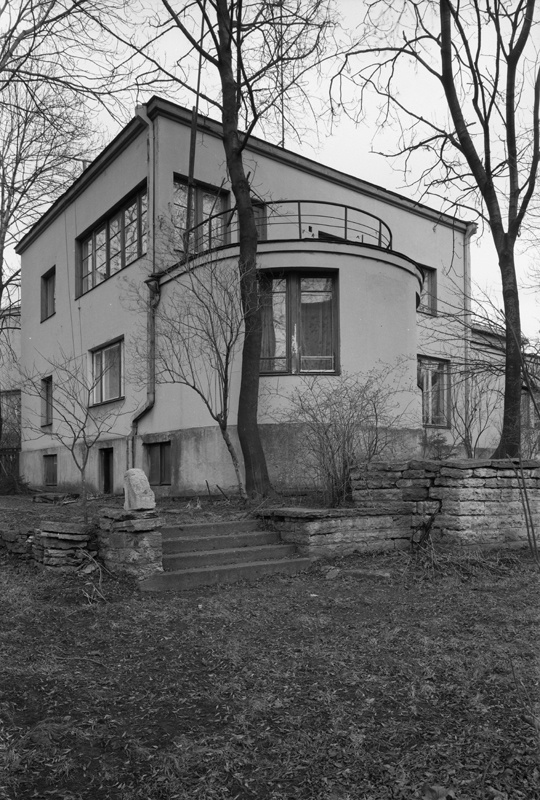 Private house in Tallinn, Endla 19, view of the garden. Architect Eugen Sacharias