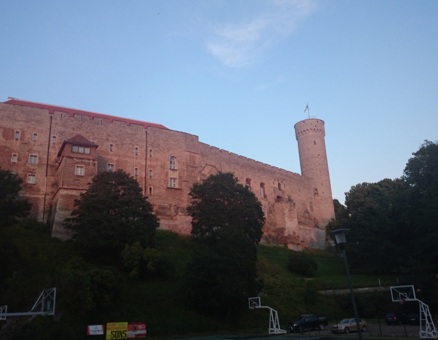 Vaade Toompea lossile Balti jaama poolt rephoto