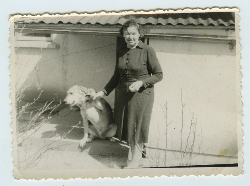 Foto V. Luts koeraga