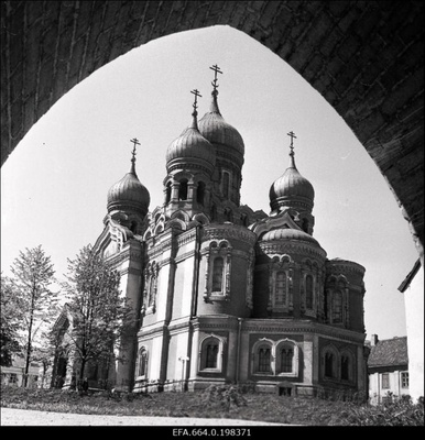 Vaade Aleksander Nevski katedraalile.  duplicate photo