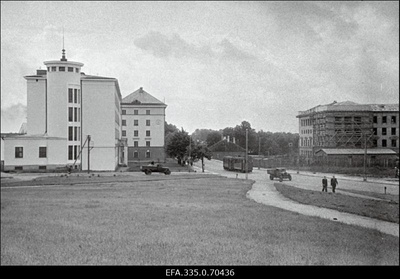 Vaade Tõnismäelt Pärnu maanteele.  similar photo