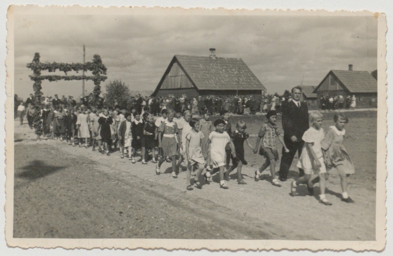 Rongkäik. Uude Puhja koolimajja minek