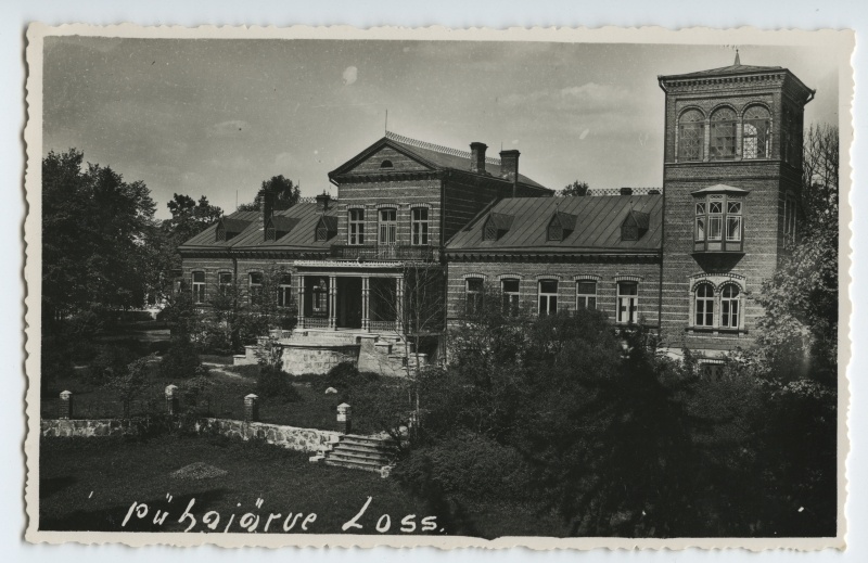 Pühajärve Manor.