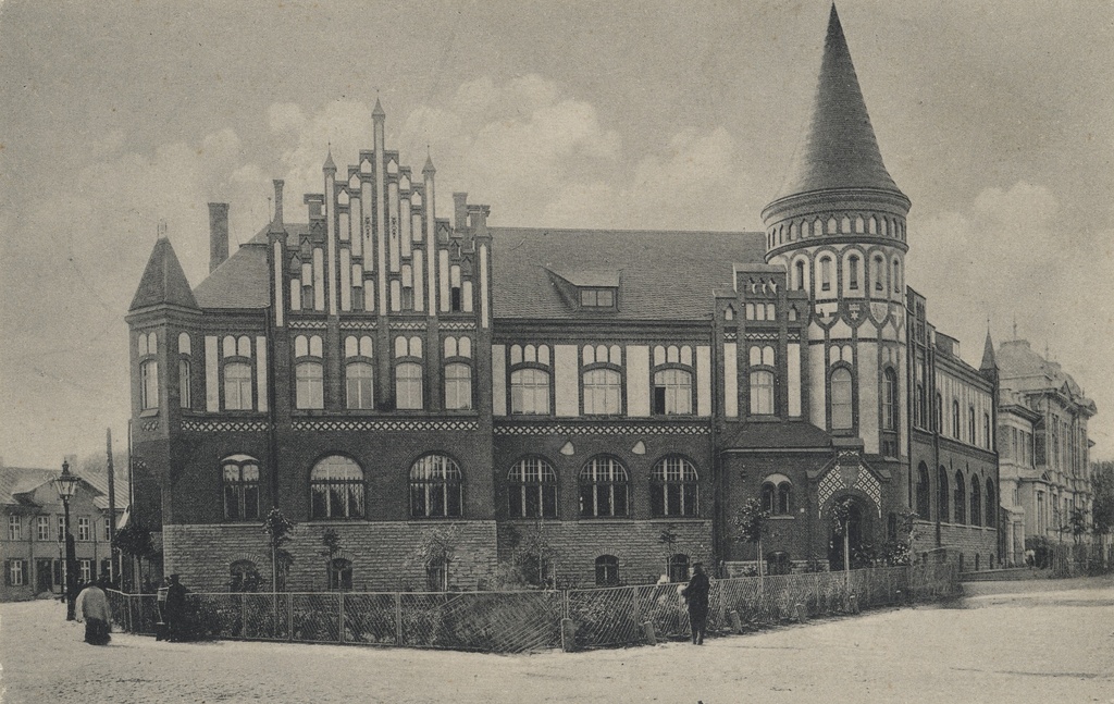 Reval : Estl. Earnest Credit and Reichsbank