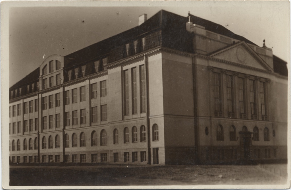 Estonia-tallinn : 21. primary school