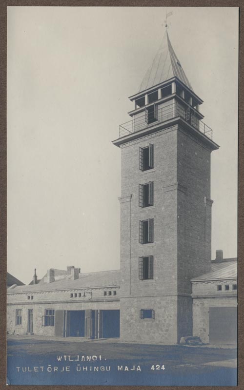 Photo, Viljandi, Fireplace Society House Väiketuru tn, completed in 1926