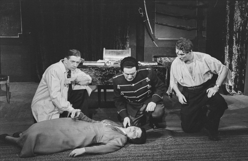 Karel Čapek Ema. Rakvere Teatri etendus