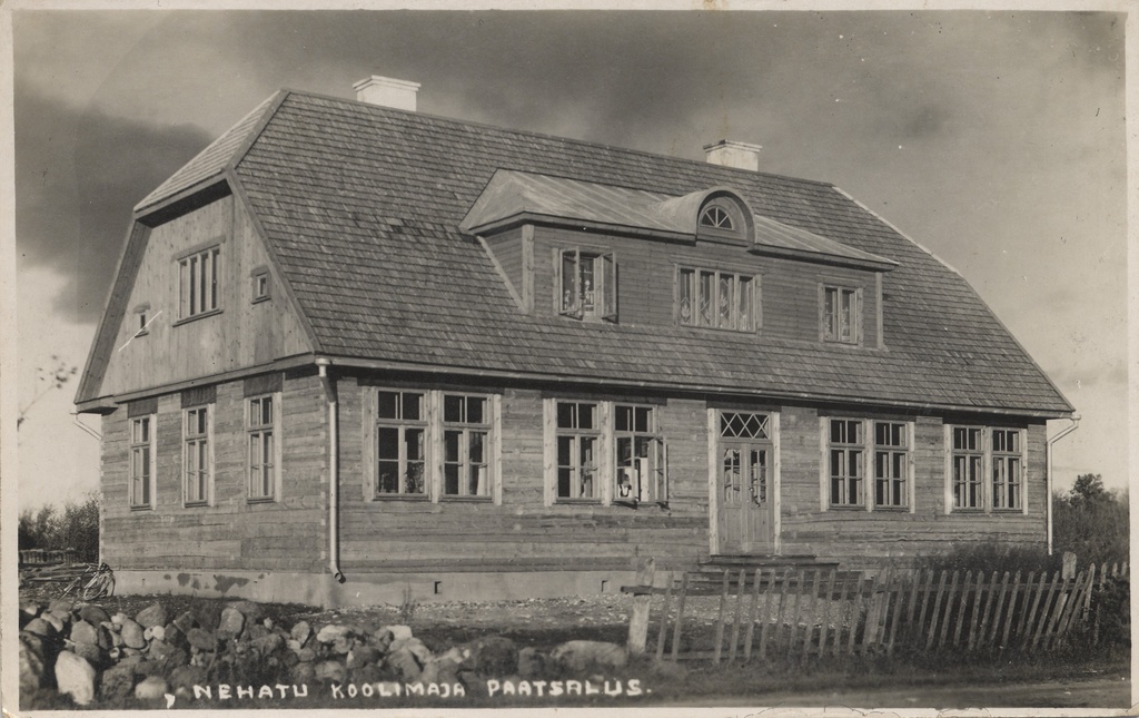 Nehatu School House in Paatsalus