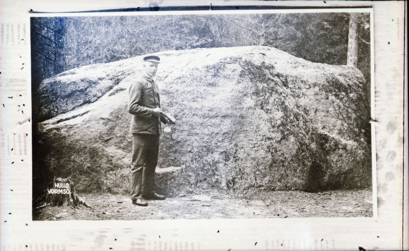 Negatiiv. Tselluloid. Albumis.