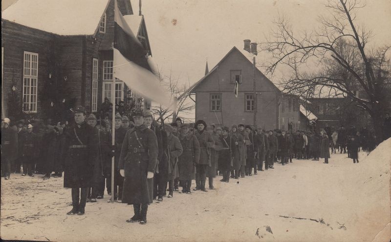 Paradise of the Defence League in front of the Põlva Society House