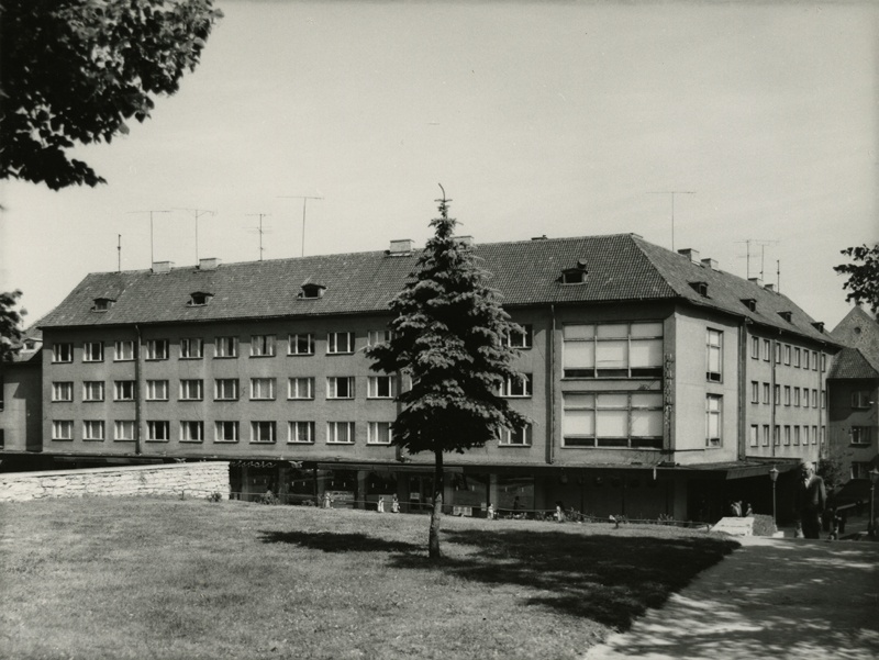 Publishers' house in Tallinn, view of the building. Architects August Volberg and Heili Volberg