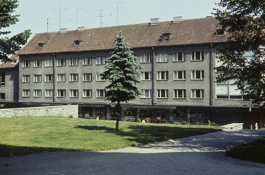 The house of writers in Tallinn, view from Harju tn ghost area. Architects August Volberg, Heili Volberg