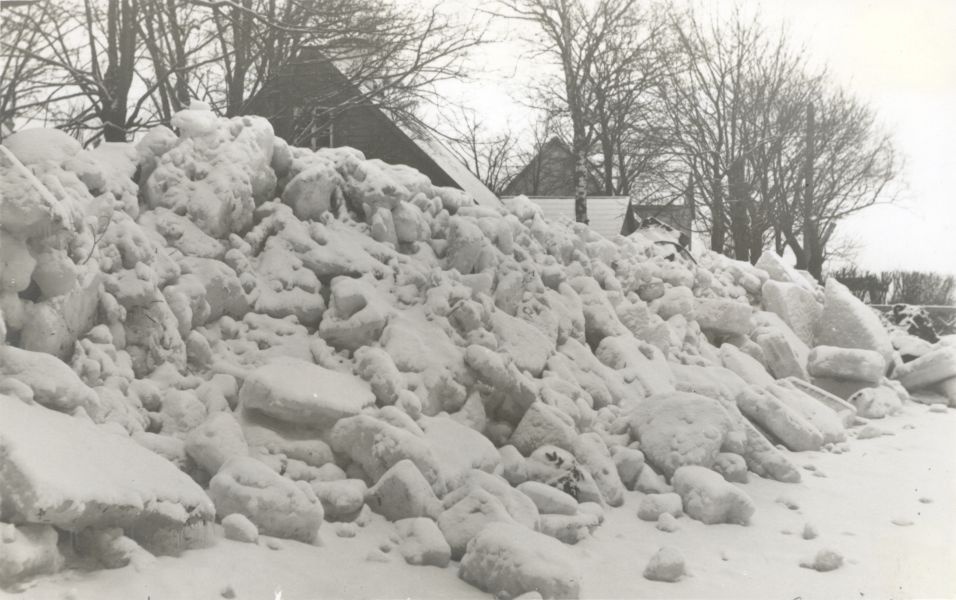 Foto. Dampfi album. Rüsijää vall Õhtu Kaldal. 6.03.1938.