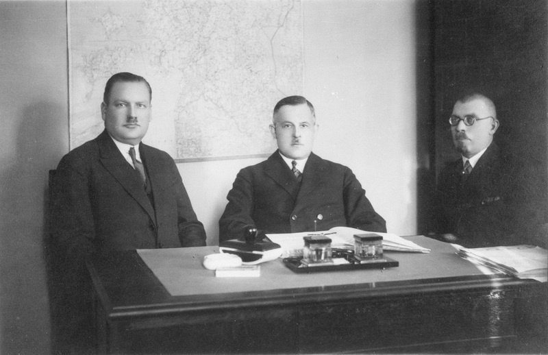 AS "A. Einpaul" juhataja kabinet