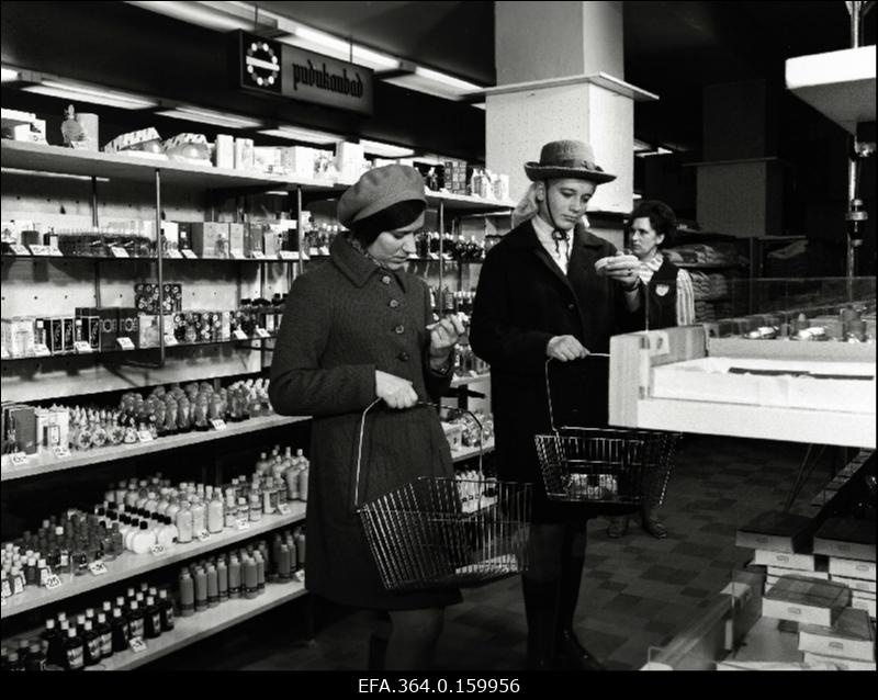 Paide Kaubamaja sisevaade.