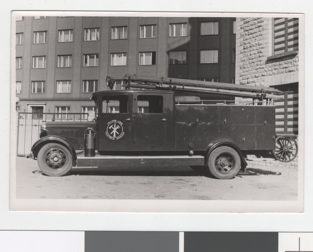 Tallinna Kutselise Firearm I team car tank "Reo" in 1940.