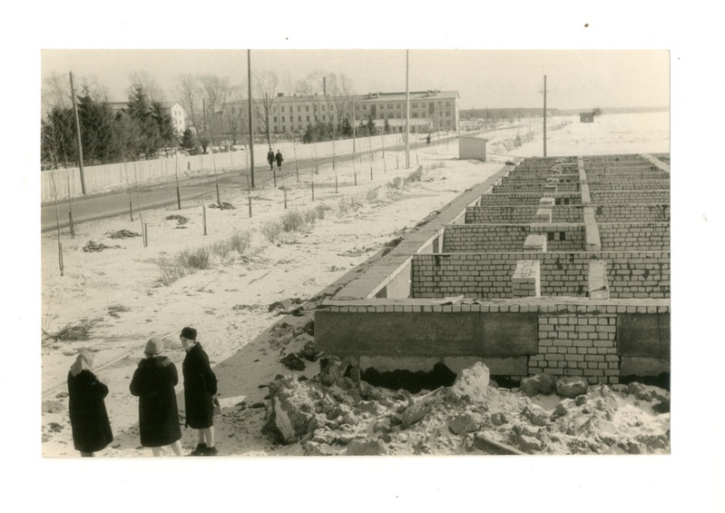Foto. Ridaelamu Suur-Kuke 45 ehitamine
