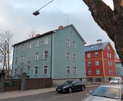 Pelgulinn: Ristiku 7 ja 9 elamud rephoto