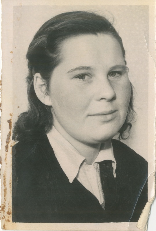 Foto, must-valge. Naise portree