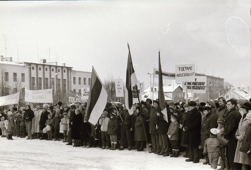Rakvere. Political miiting on the Turku Square