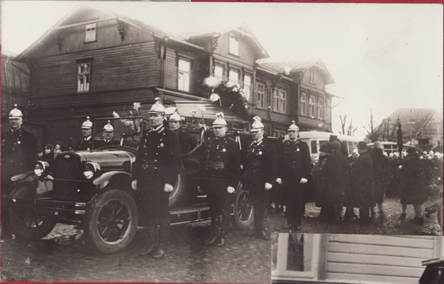 Funeral of firefighter Hausn