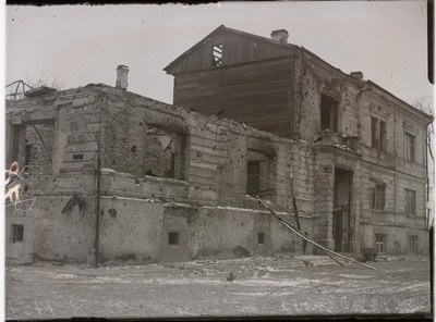 Narva Naiskutsekooli hoone varemed.  duplicate photo