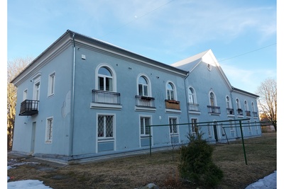 Pelguranna Sõle, Lõime, Tuulemaa ja Randla tn piirkonna stalinistlik kvartal: kahekorruseline korterelamu rephoto