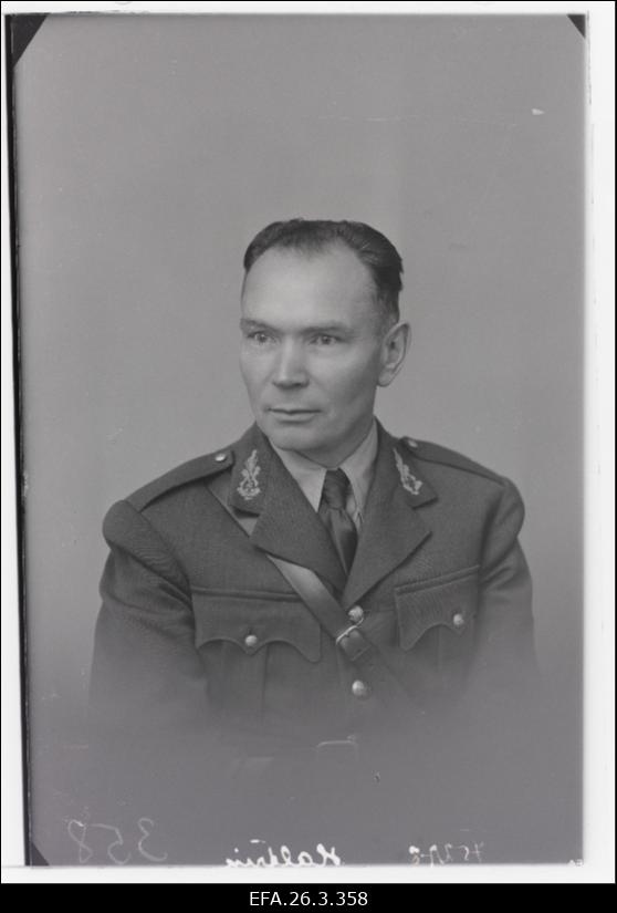 Haltrik, Bernhard - Sõjaväe Varustusvalitsuse intendantuuri osakonna ohvitser, major.