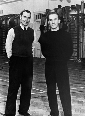 TPI Kehalise kasvatuse kateedri juhataja Theodor Sulg ja vanemõpetaja Harry Erm, 1950.a.  duplicate photo