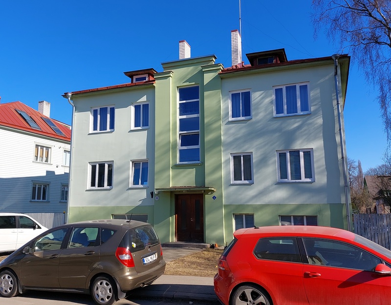 Pelgulinn: Roo 12 Tallinna tüüpi elamu rephoto