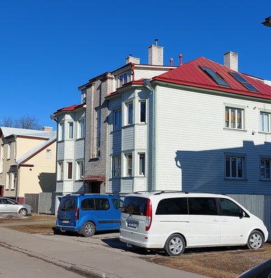 Tallinna-tüüpi korterelamu Roo 14, vaade hoonele. Arhitekt Karl Tarvas rephoto