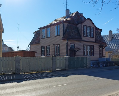 Apartment in Kolde 41 in Tallinn (arh. Artur Perna). Photos from Leo Gens rephoto